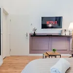 Suite 147 In Prenzlauer Berg
